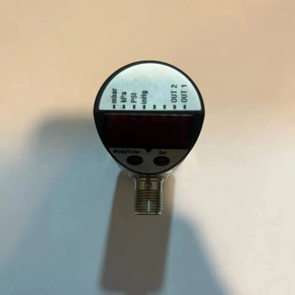 IFM PN7009 Digital Pressure Switch