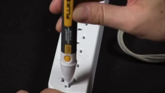Fluke 2ac non contact voltage tester