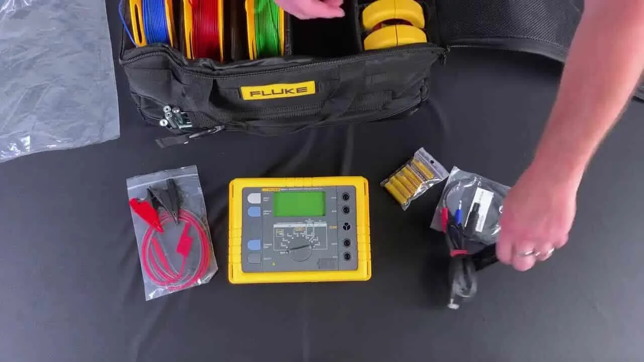 کیت ارت‌ تستر دیجیتال فلوک مدل 1625-2 Kit
