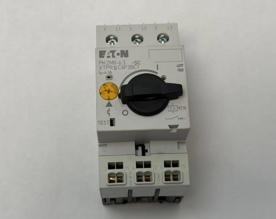 Eaton PKZM0 Thermal-Magnetic Motor Breaker, 0.25–10 A