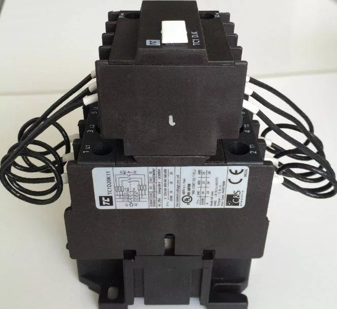 کنتاکتور خازنی 20 کیلوواری TC برند PKC